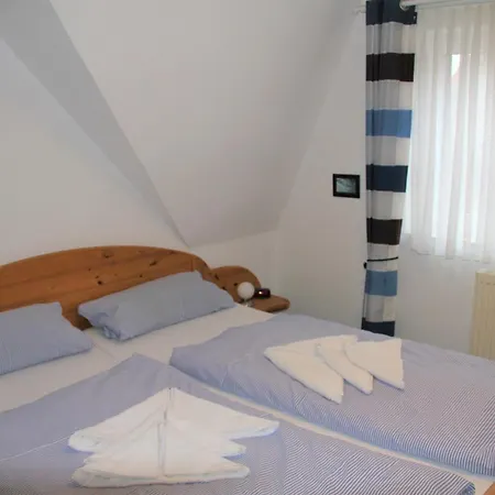Vakantiehuis Haus Deichschaf, Hollwert 31i, 90qm Dangast