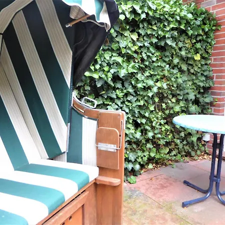 Vakantiehuis Haus Deichschaf, Hollwert 31i, 90qm